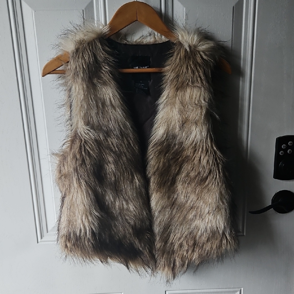 Me Jane Faux Fur Vest in Cream and Brown, sz L